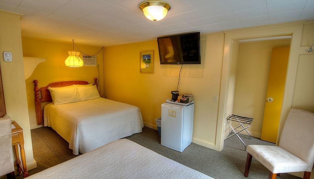Picket Fence Motel St. Andrews By The Sea Bagian luar foto